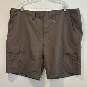 Field & Stream Mens 3XL Brown Cargo Shorts Outdoor Hiking Fishing Ripstop